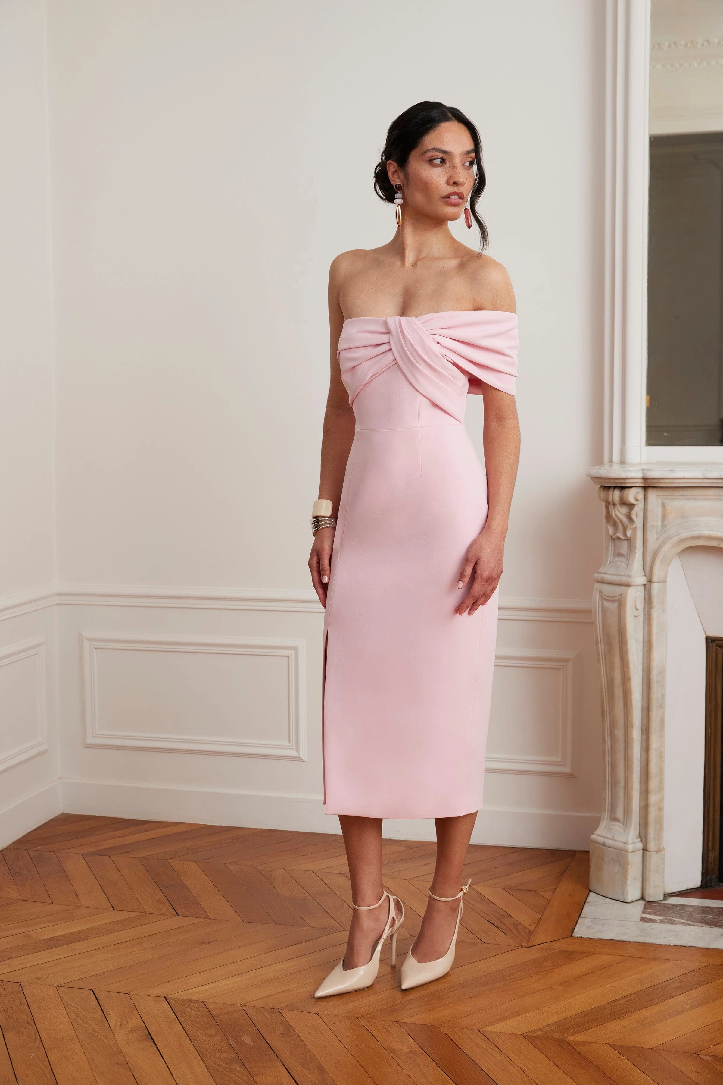 KARINA Off Shoulder Midi Dress In Pink