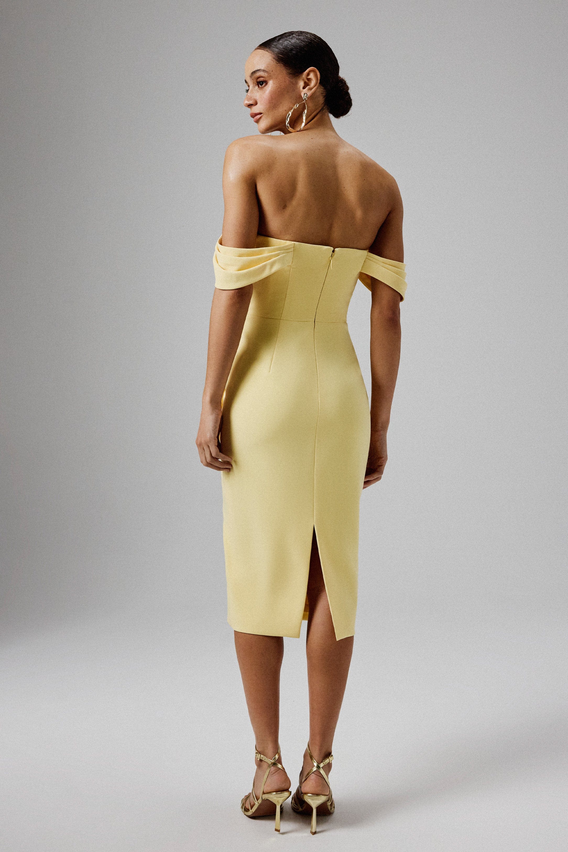 LORI Off Shoulder Bow Detail Midi Dress in Yellow - Image 4